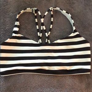 Lululemon sports bra